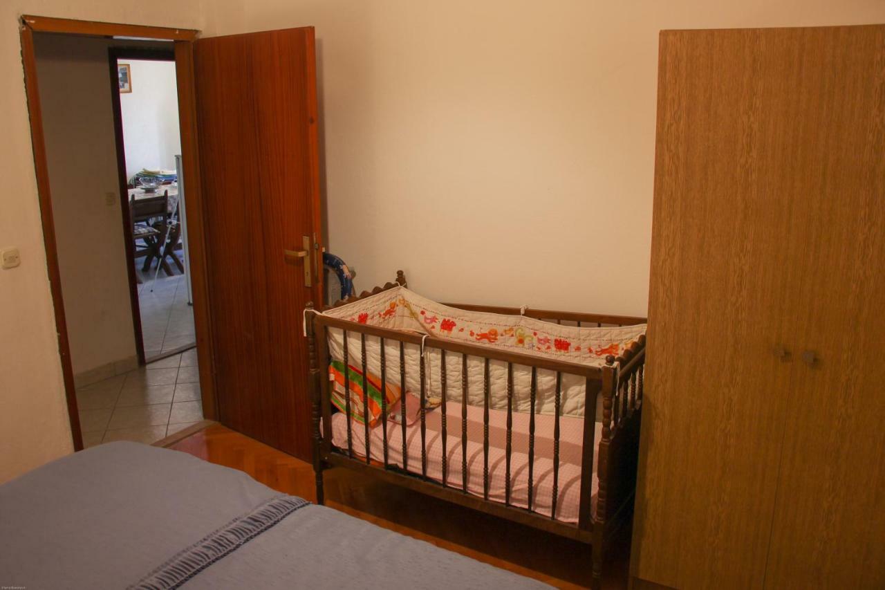 Apartmani Nada Seget Vranjica Exterior photo