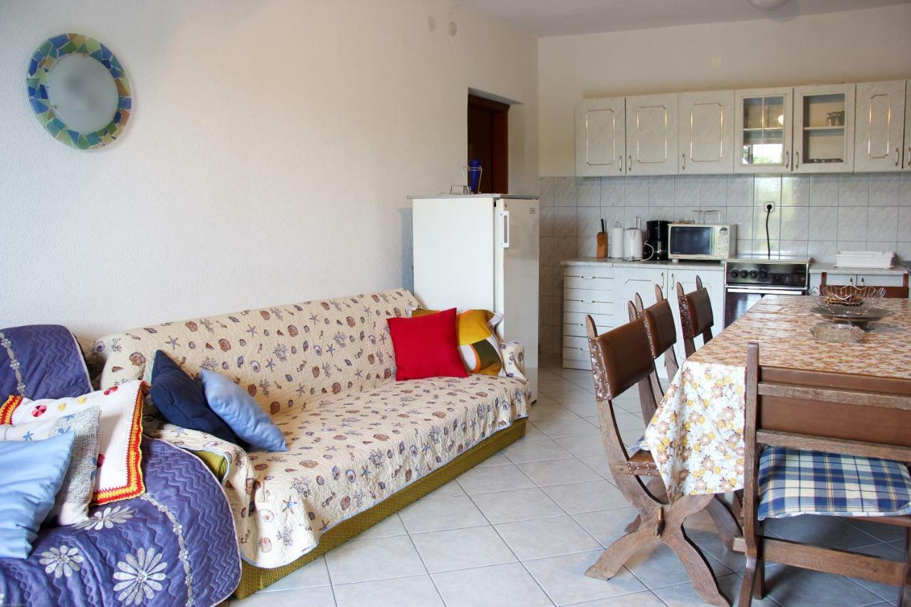 Apartmani Nada Seget Vranjica Exterior photo