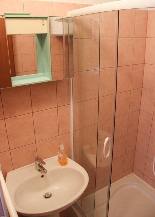 Apartmani Nada Seget Vranjica Exterior photo